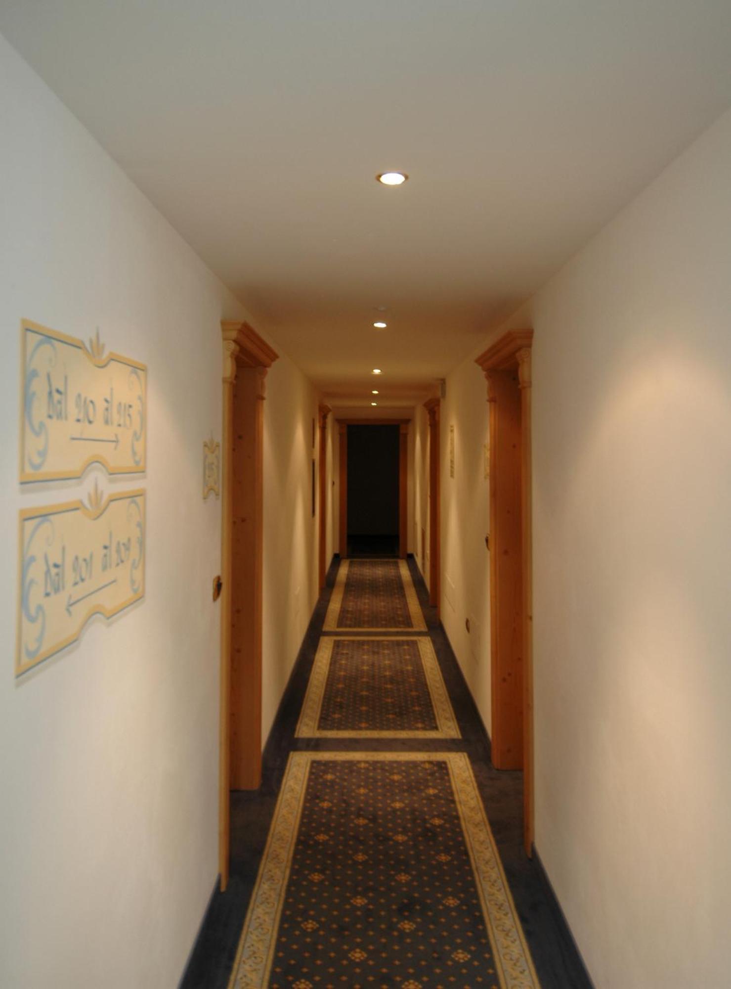 Residence Pez Gajard San Martino Di Castrozza Exterior photo