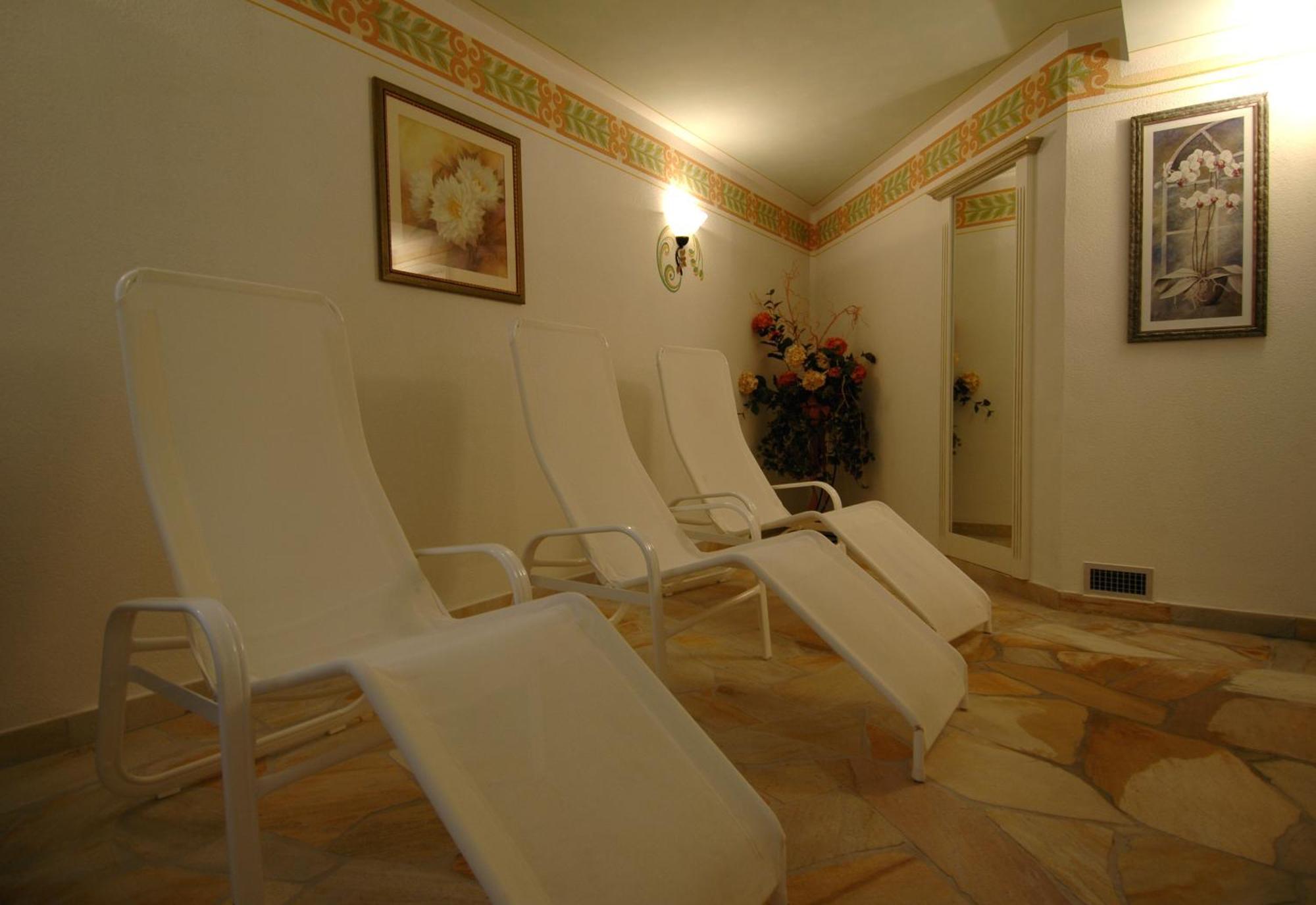 Residence Pez Gajard San Martino Di Castrozza Exterior photo