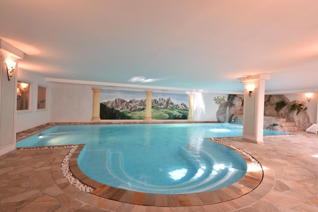 Residence Pez Gajard San Martino Di Castrozza Exterior photo